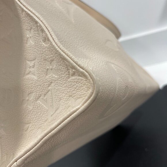 Louis Vuitton On The Go GM Monogram Cream Empreinte Leather (127536) - Picture 7 of 14